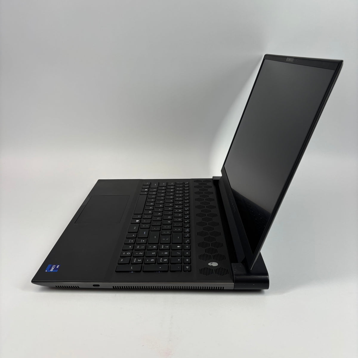 Alienware M18 R2 18" i9-14900HX 2.2GHz 32GB RAM 2TB SSD 1TB SSD GeForce RTX 4070 READ
