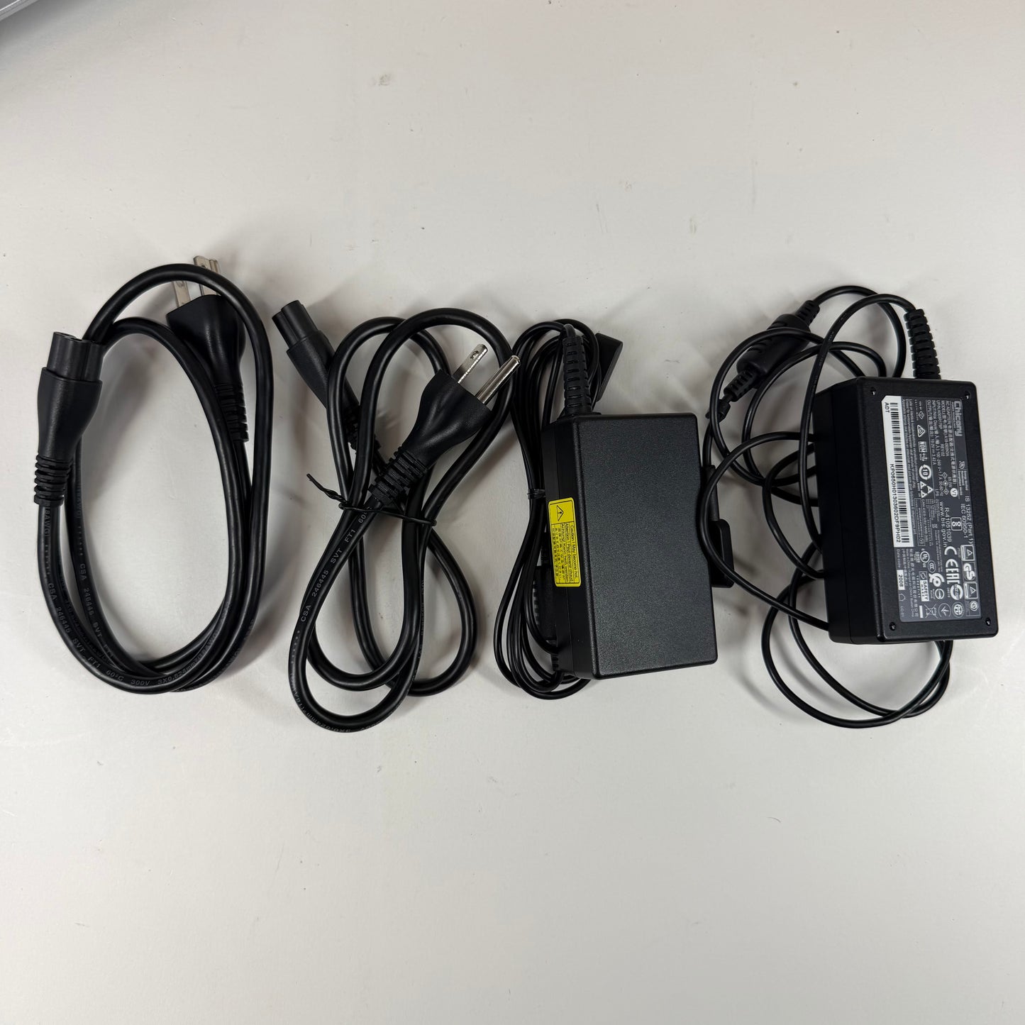 Acer Spin 3 Laptop SP314-54N 14" i5-1035G1 1GHz 8GB RAM 256GB SSD + Accessories