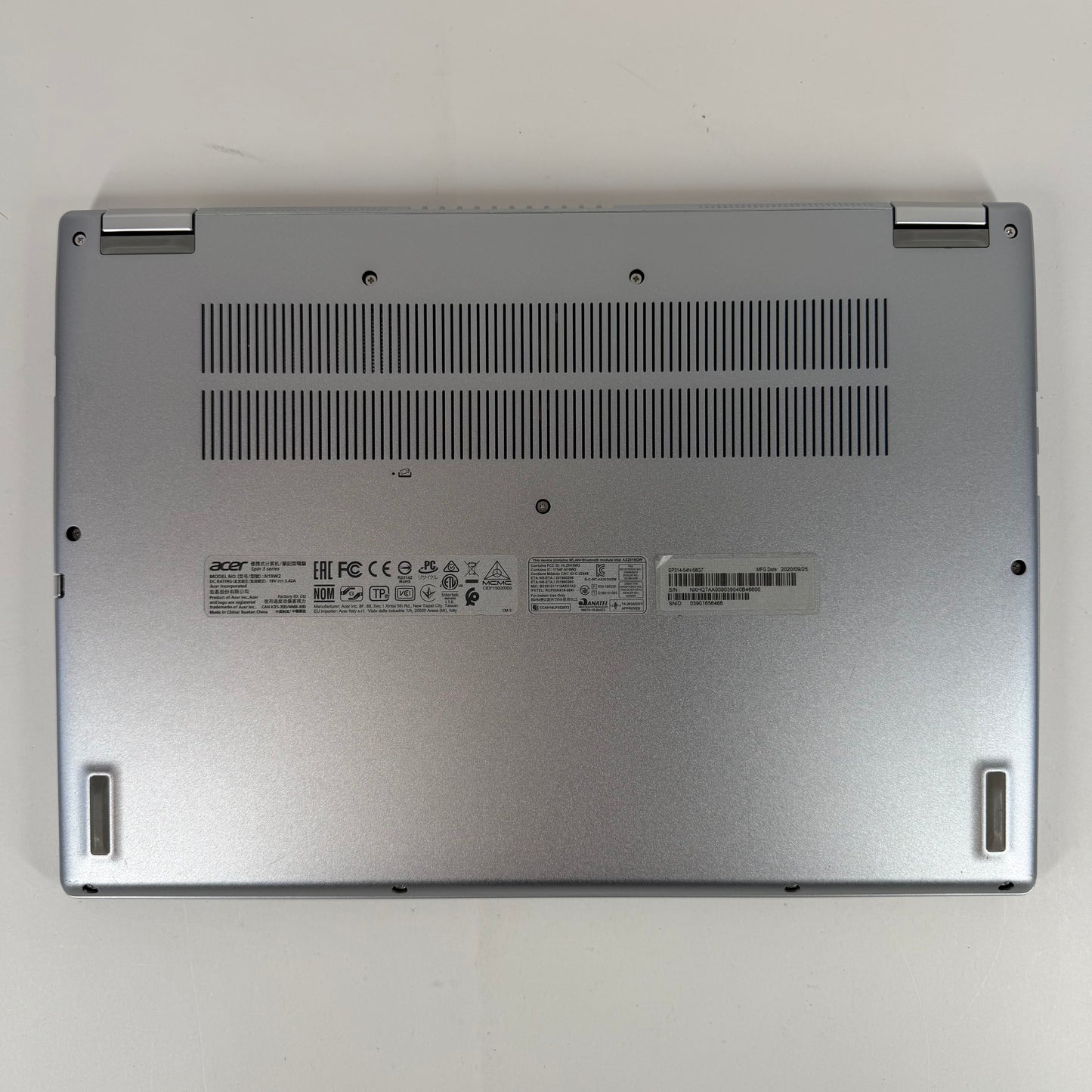 Acer Spin 3 Laptop SP314-54N 14" i5-1035G1 1GHz 8GB RAM 256GB SSD + Accessories