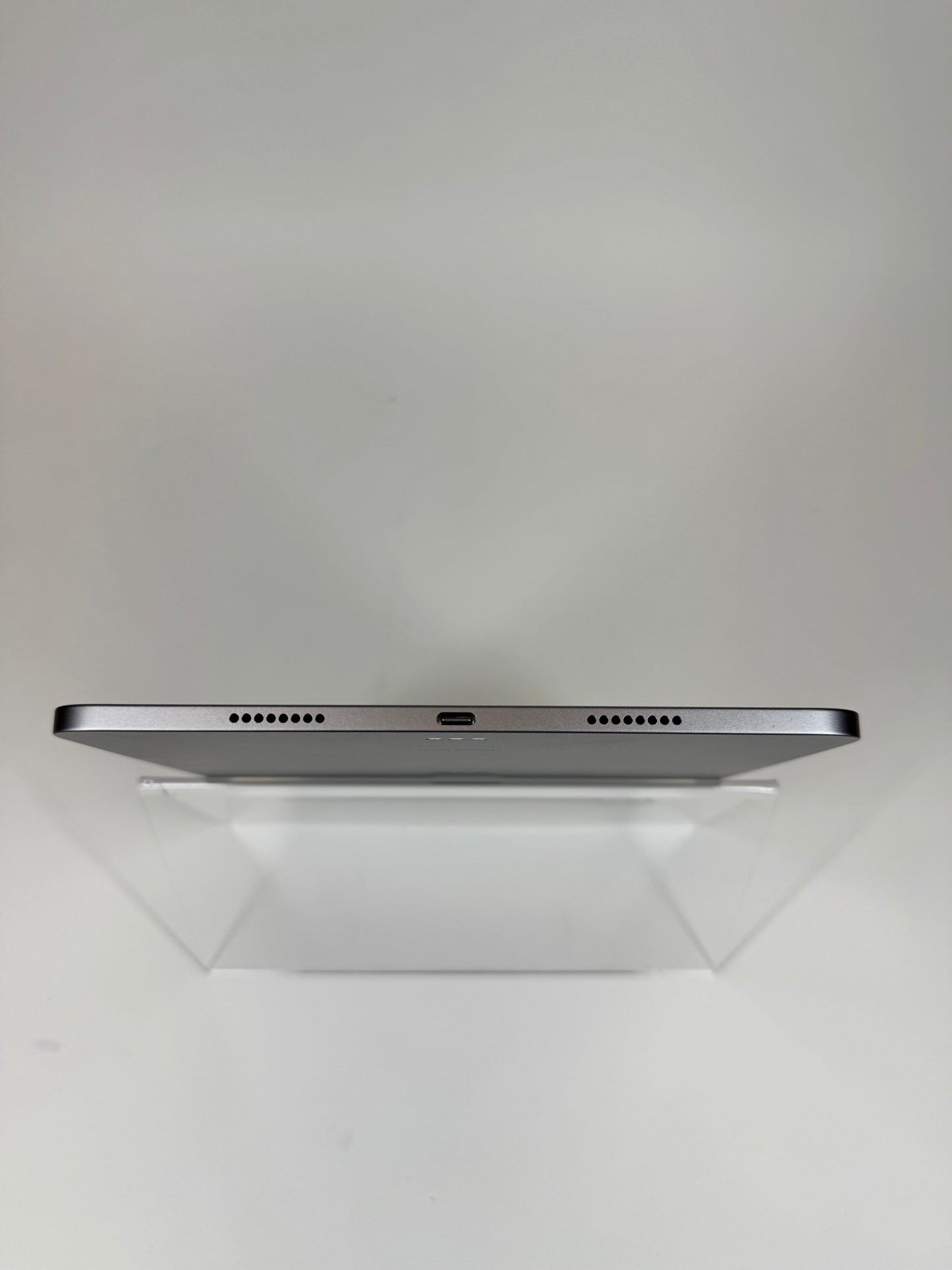 WiFi Only Apple iPad Pro 11" 4th Gen 128GB 17.1 Silver MNXD3LL/A